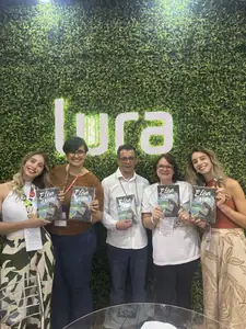 equipe da Lura inteira, vertical
